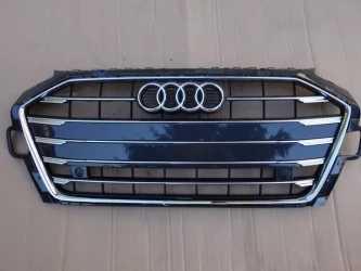 Решетка радиатора Audi A4 B9