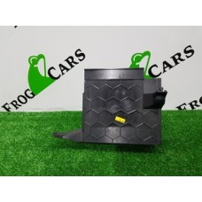 Audi q3 8u держатель чейнджер plyt 8u0907462