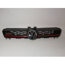 Vw golf vii gti решетка радиатора 5g0853653j