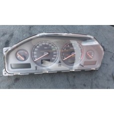 Щиток приборов часы volvo s60 и v70 xc70 2. 0 2. 4t 99- 04