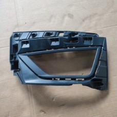 Решетка бампера правая vw polo vi 2g0853666g