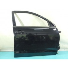 Дверь перед правое toyota matrix 02- 08 209