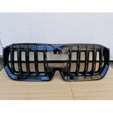 Bmw x1 u11 u12 185178- 11 22- 23 решетка радиатора