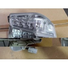 Toyota prius+ плюс 11- 14 светодиод/ led drl поворотник правый