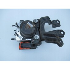 Блок abs toyota yaris iii 11- 17r 89541- 0d270