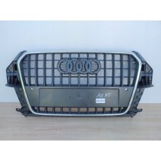 Audi q3 8u решетка радиатора 8u0853651 под датчики