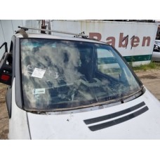 Стекло перед nordglass mercedes vito w638