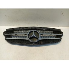 Mercedes w205 решетка радиатора значок a2055051830