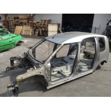 Skoda roomster 5j praktik 9202 крыша стойка